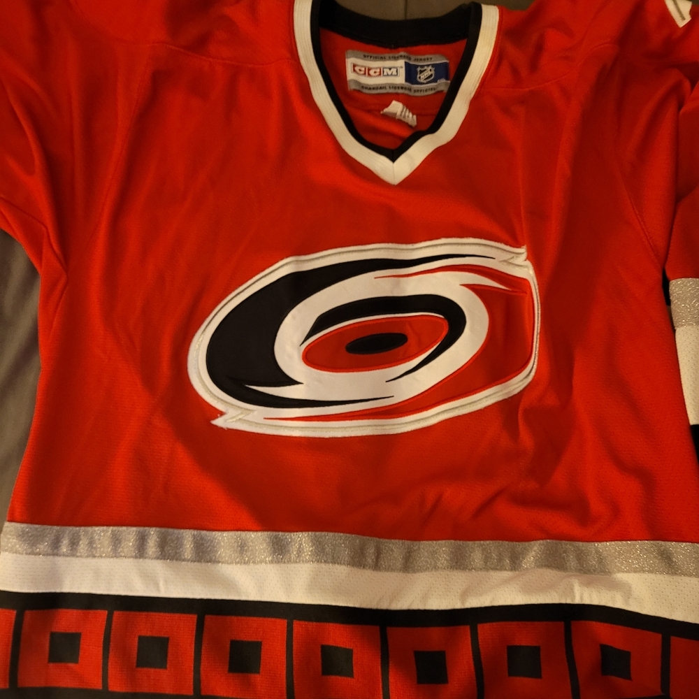 2000-2007 Carolina Hurricanes Home red blank CCM